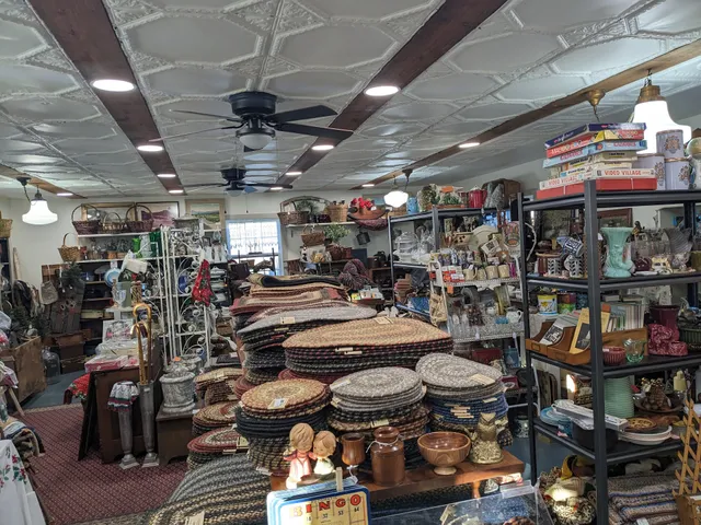 Amazing Grace Antiques & Gifts