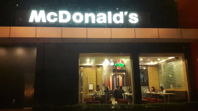 McDonald's Grand Taruma Karawang