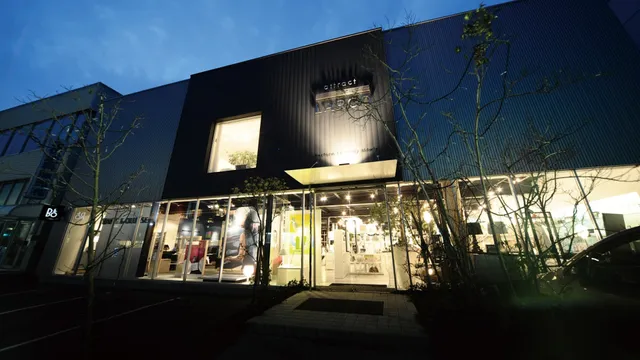 アトラクト･ラルゴ