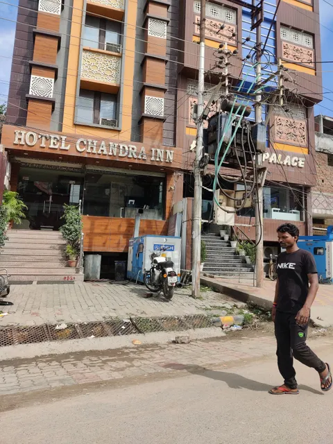 Hotel Chandra Home Stay BNB