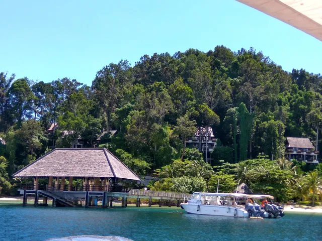 Gaya Island