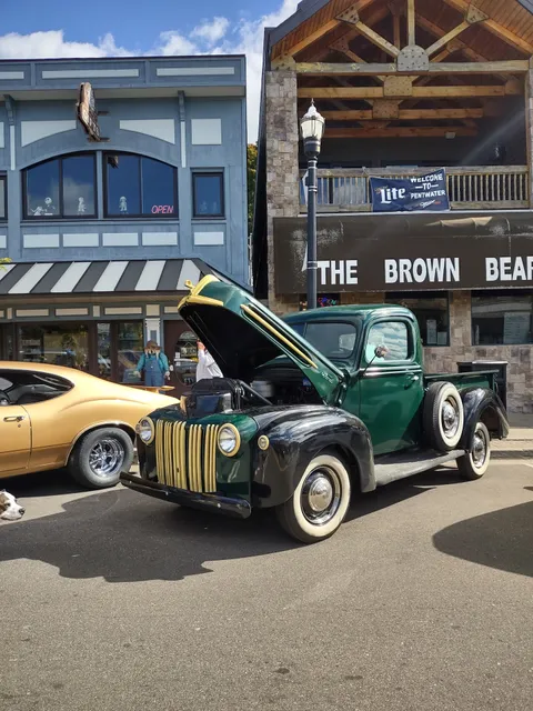 Decors By Sandra Inc