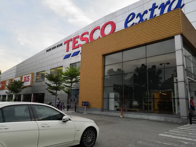 Lotus's | Ara Damansara