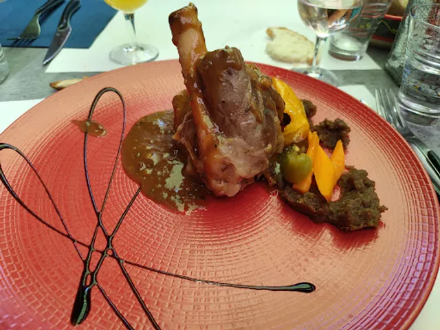 Restaurant LA FARIGOULE spécialités provençales NYONS