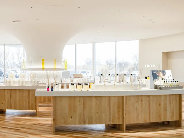 SHIRO 砂川本店