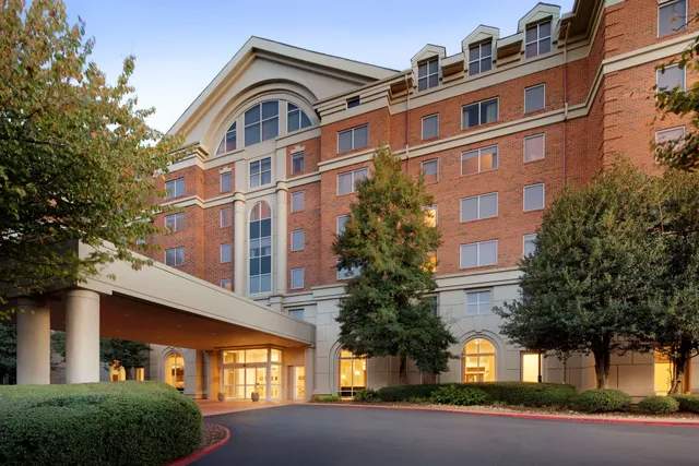 DoubleTree by Hilton Hotel Atlanta - Roswell