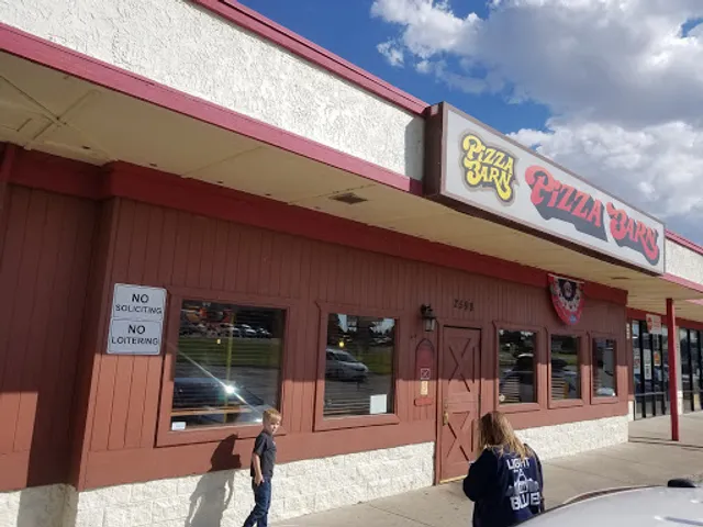 Pizza Barn Elko