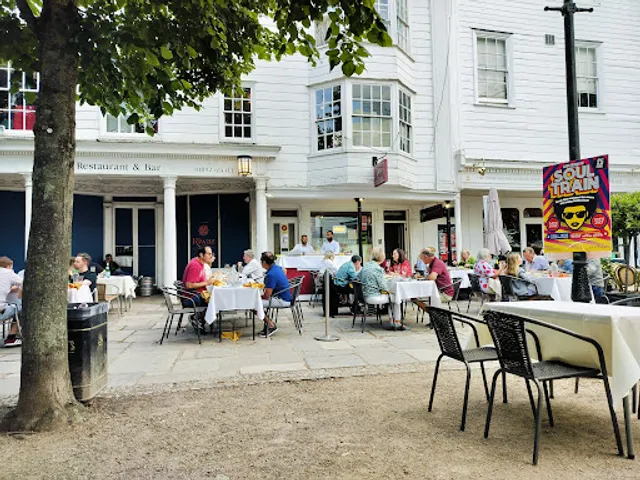 Kirthon Indian Restaurant & Takeaway