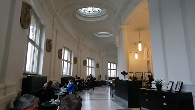 Café Pi im Pergamonmuseum