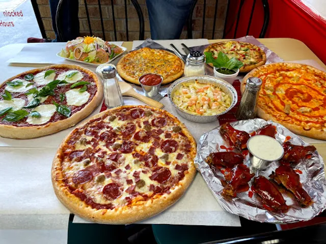 Pizza Bella and pasta