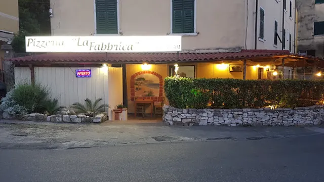 Pizzeria La Fabbrica
