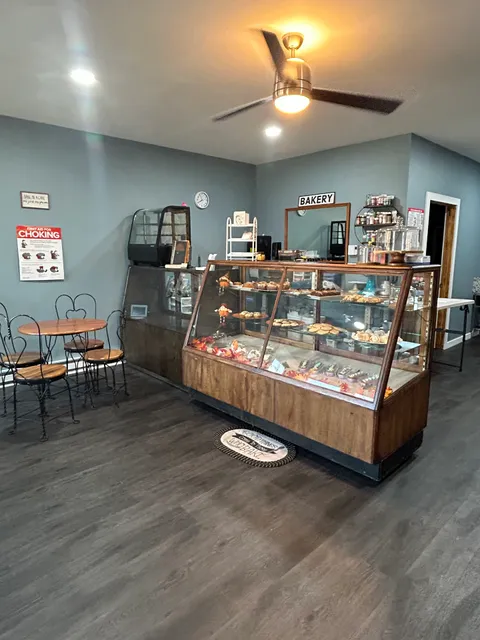 2 cats cakery and sweet treats