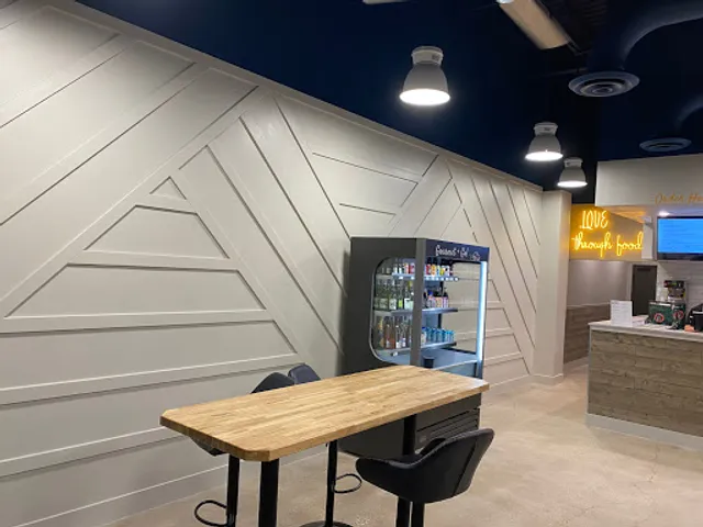 May's Eats Gourmet To Go