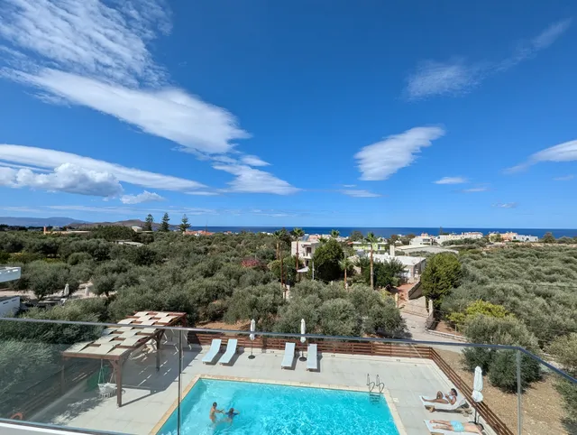 Oliva Verde Residences