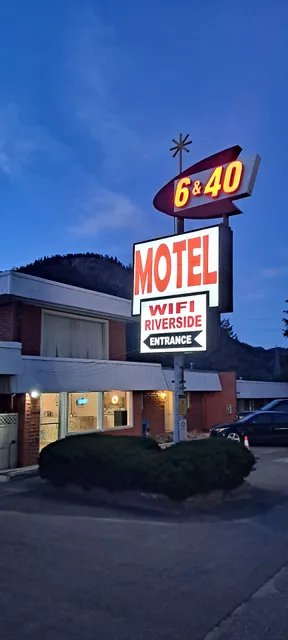 6 & 40 Motel