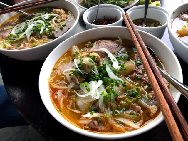 Bún bò O Ty