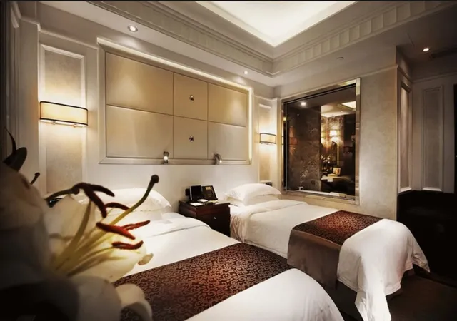 Victoria Grand Hotel