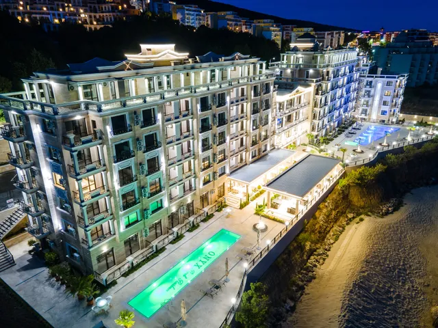 Onyx Beach Residence