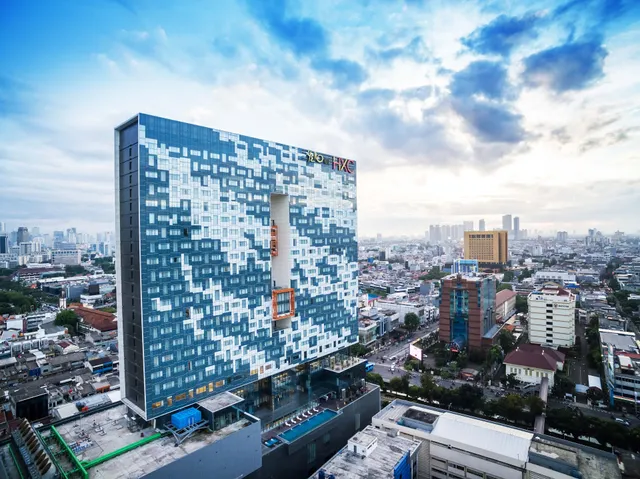 Yello Hotel Harmoni Jakarta