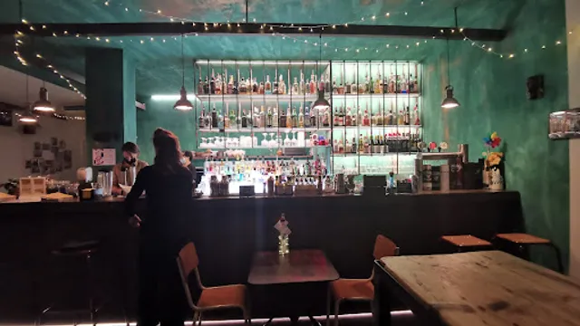 Aperture cocktail bar