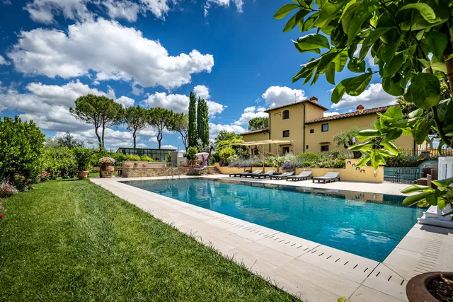 Golden Hour - Villa dei Pavoni