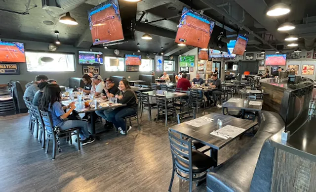 Double D's Sports Grille