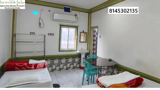 Pakhi guest house