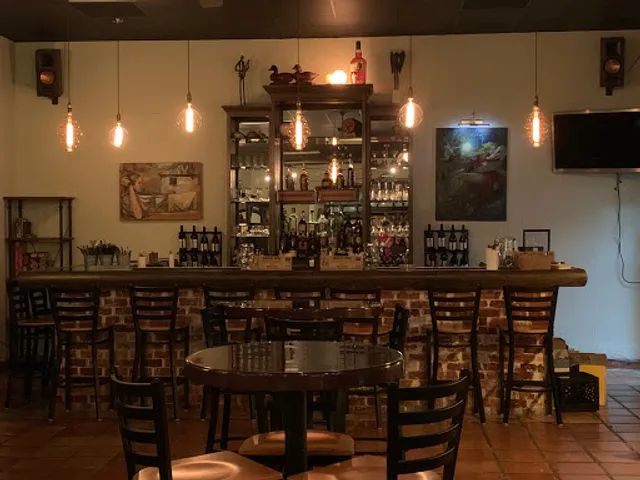 White Lightnin’ Cocktail and Culinary Company