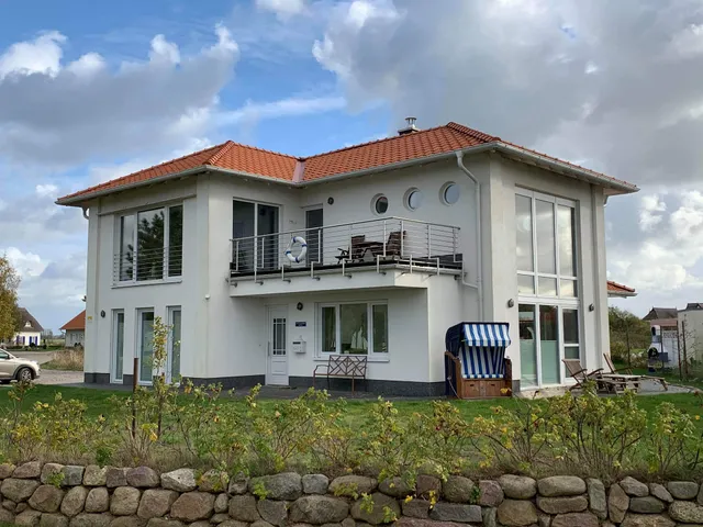 Kapitäns-Villa To'n Lüchtfüer - Ferienhaus