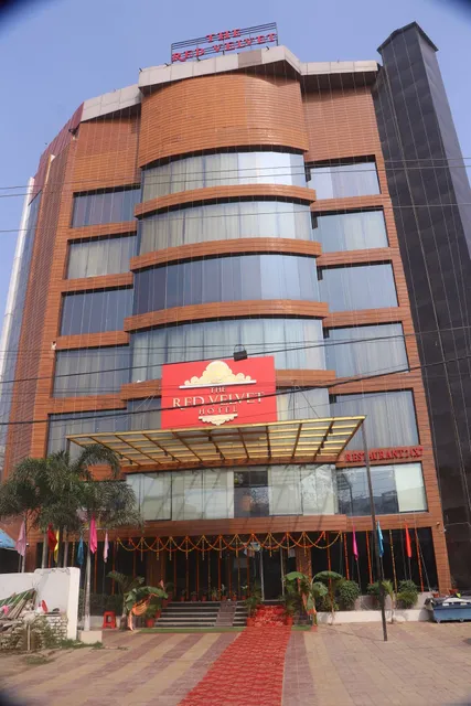 The Red Velvet Hotel Patna Best 4 Star Luxury Hotel In Patna