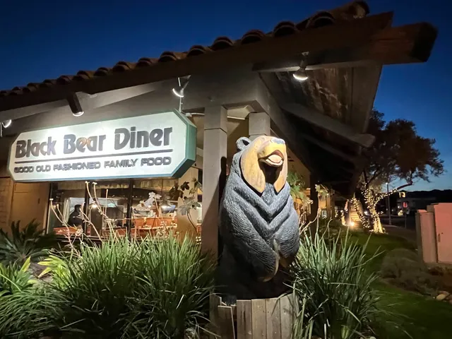 Shopping Center - Sonoma Marketplace