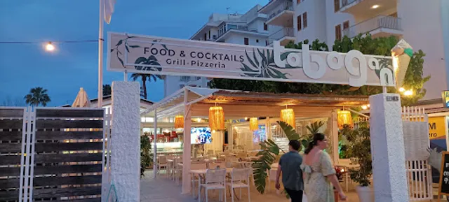 Tobogan Grill & Lounge Bar Waterslide