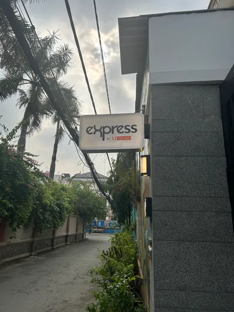 Express by M Village 46 Thảo Điền