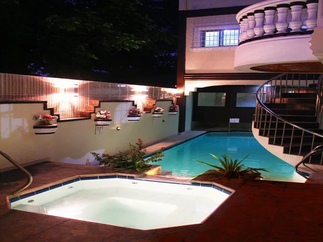 Cool Martin Family Hotel and Resort