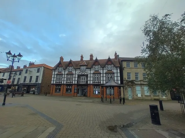 Roomtel Riverside Serviced Apartments