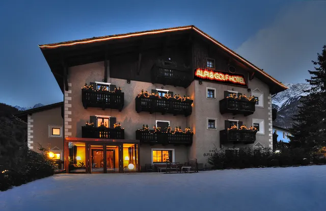 Hotel Alpi & Golf - Small British Alpine