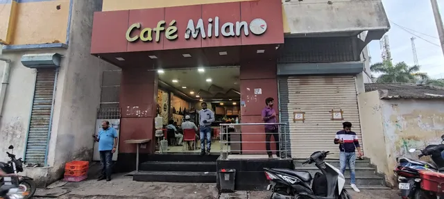 Cafe Milano