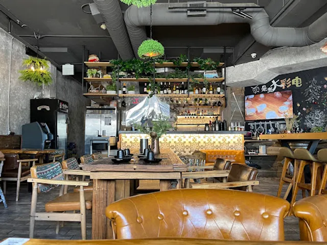 Wood House BBQ 烤8喝9 Lunch club