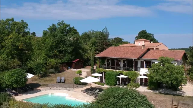 "Les Trois Collines"