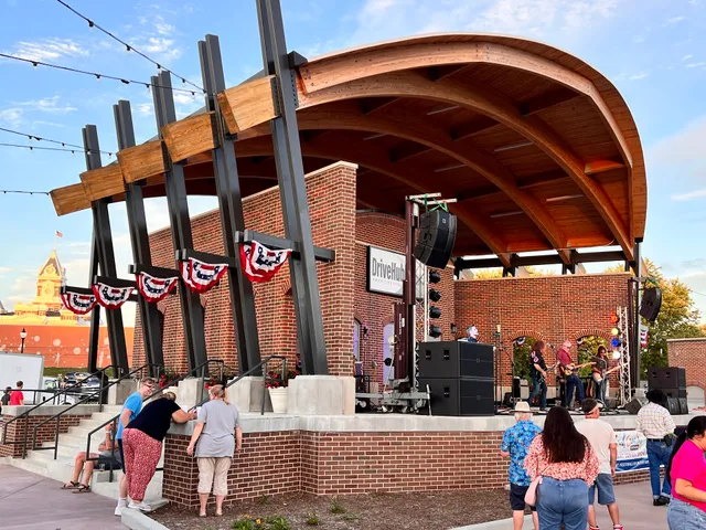 DriveHubler.com Amphitheater at Youngs Creek Park