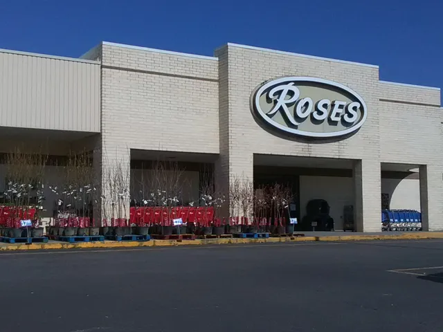 Roses Discount Store