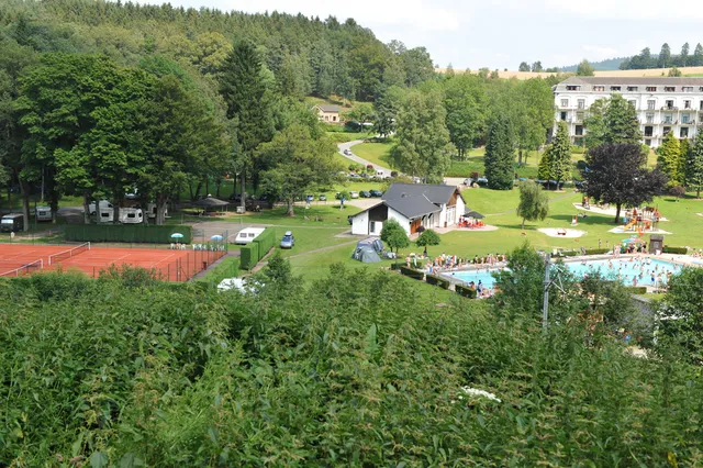 Camping "Les Neufs Prés" Grand-Halleux