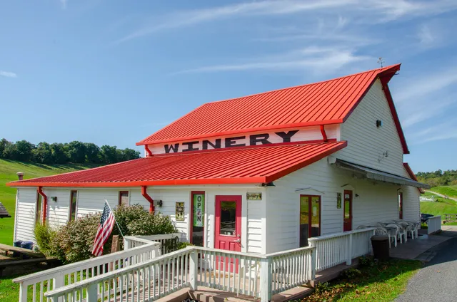 Thistlethwaite Vineyards