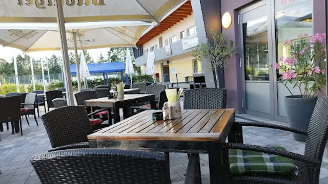 G'nuss Restaurant-Café