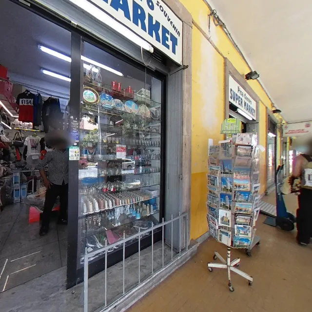 Pisa Central Super Market