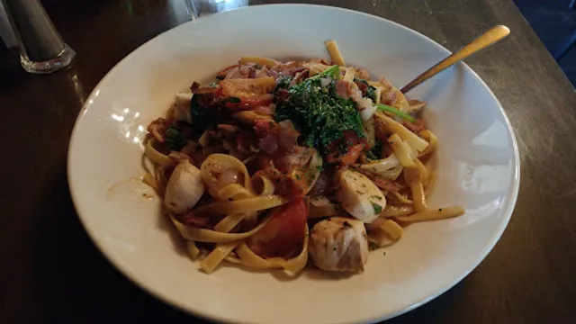 Lina Linguini's Pasta & Grille