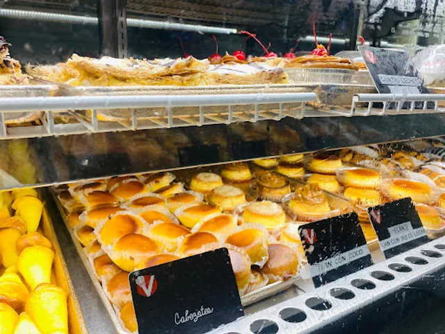 Vicky Bakery Hollywood
