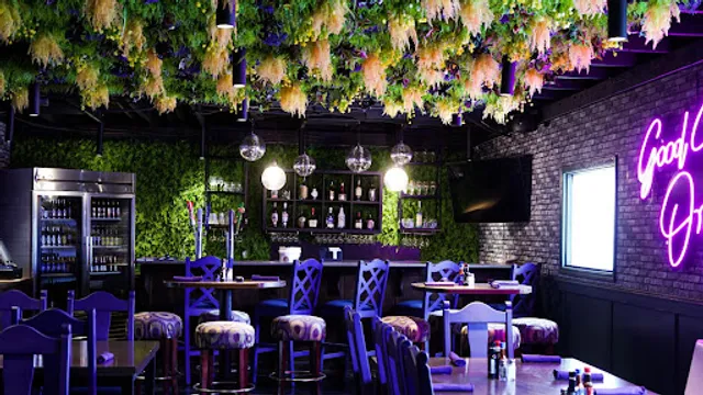 La Resaca Seafood Bar