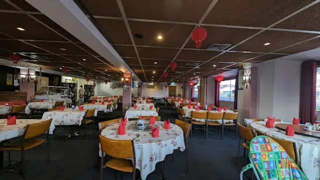 Red Lantern Chinese Restaurant