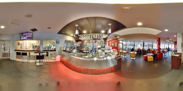 Duncan's Bar and Bistro